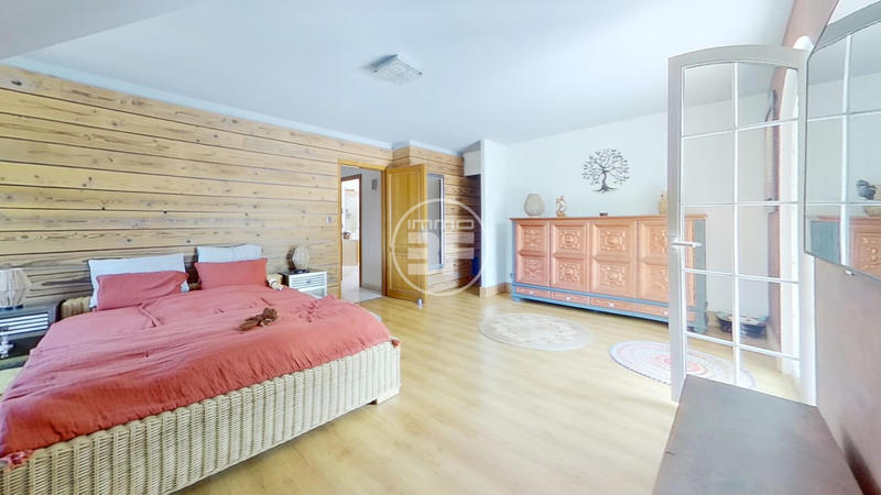 Maison - 142 m² - 6 pièces