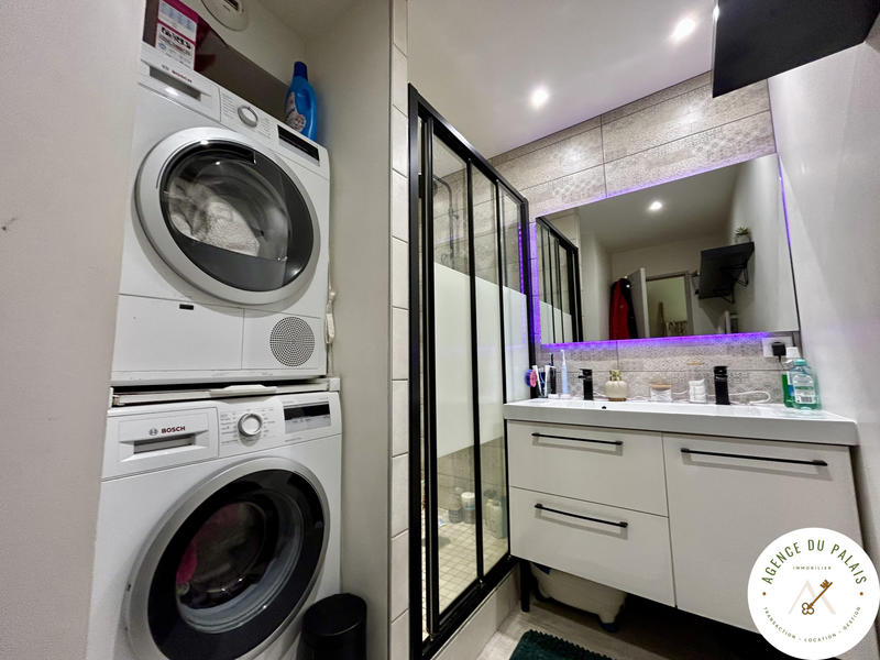 Appartement - 60 m² - 2 pièces