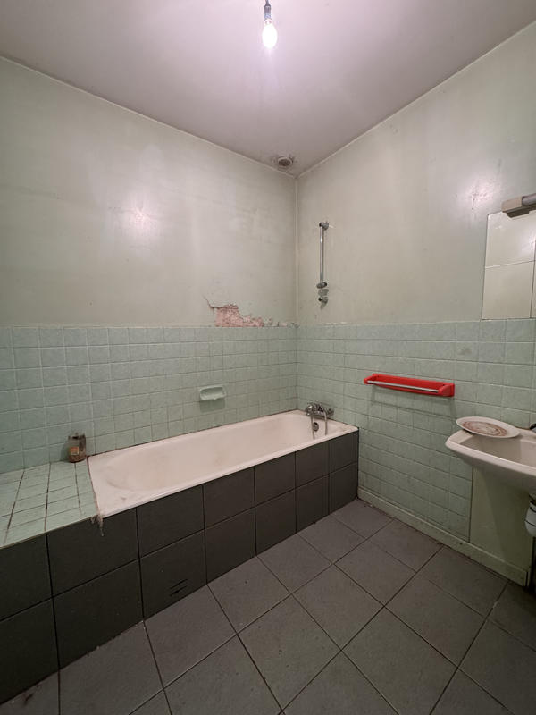 Maison - 111 m² - 7 pièces