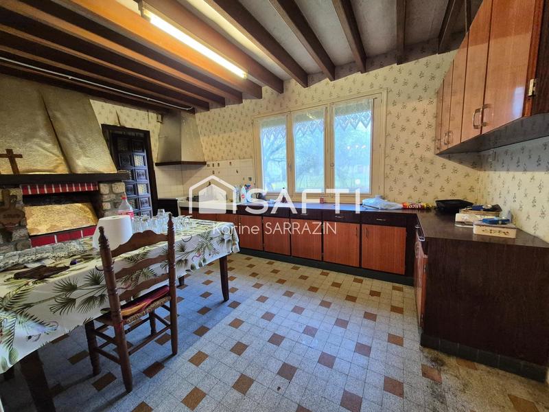 Maison - 92 m² - 6 pièces