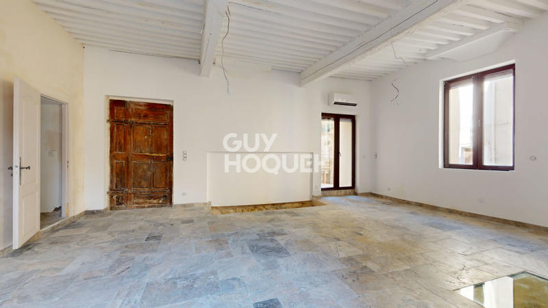 Maison - 180 m² - 7 pièces