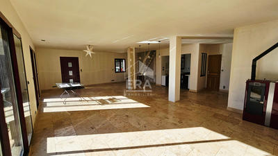 Maison - 170 m² - 3 pièces