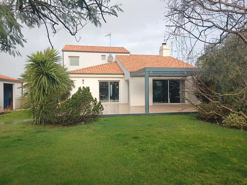 Maison - 163 m² - 5 pièces