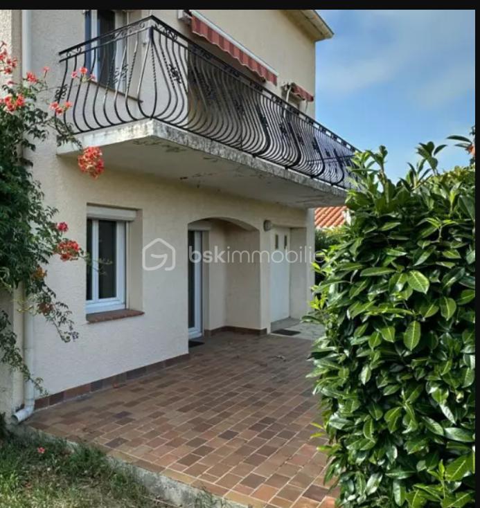 Immeuble - 150 m² - 9 pièces