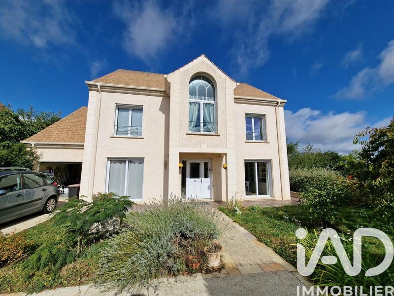 Maison - 177 m² - 7 pièces