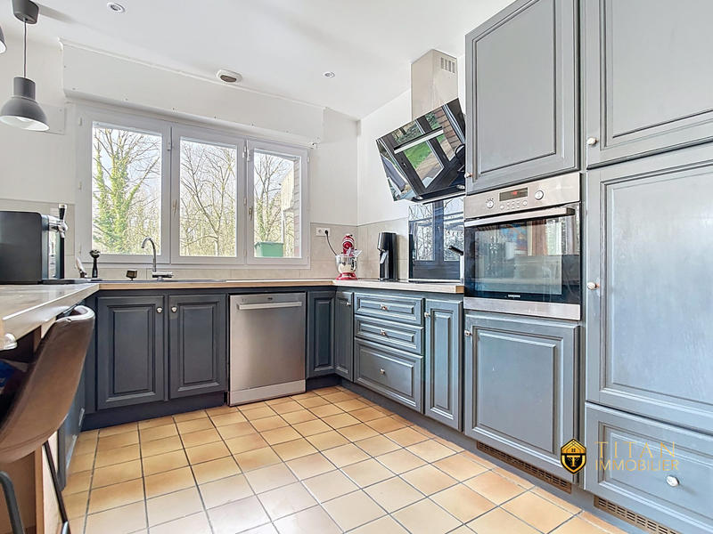 Maison - 155 m² - 6 pièces