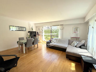 Appartement - 83 m² - 3 pièces