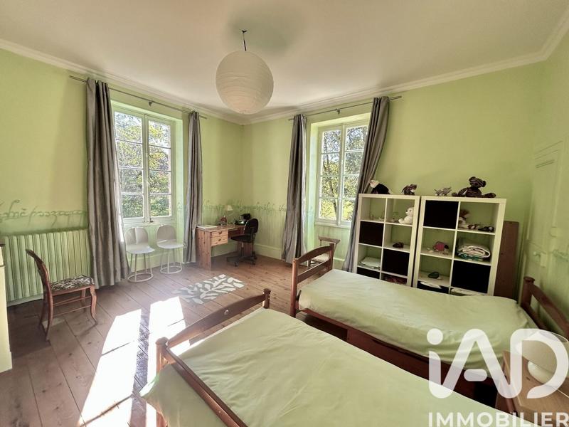 Maison - 502 m² - 13 pièces