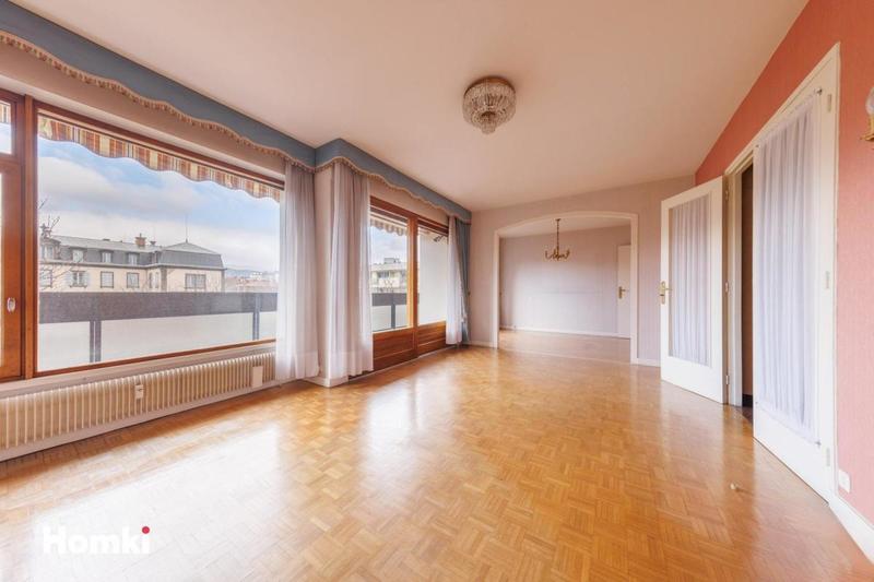Appartement - 97 m² - 3 pièces