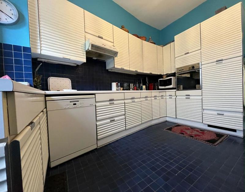 Maison - 210 m² - 6 pièces