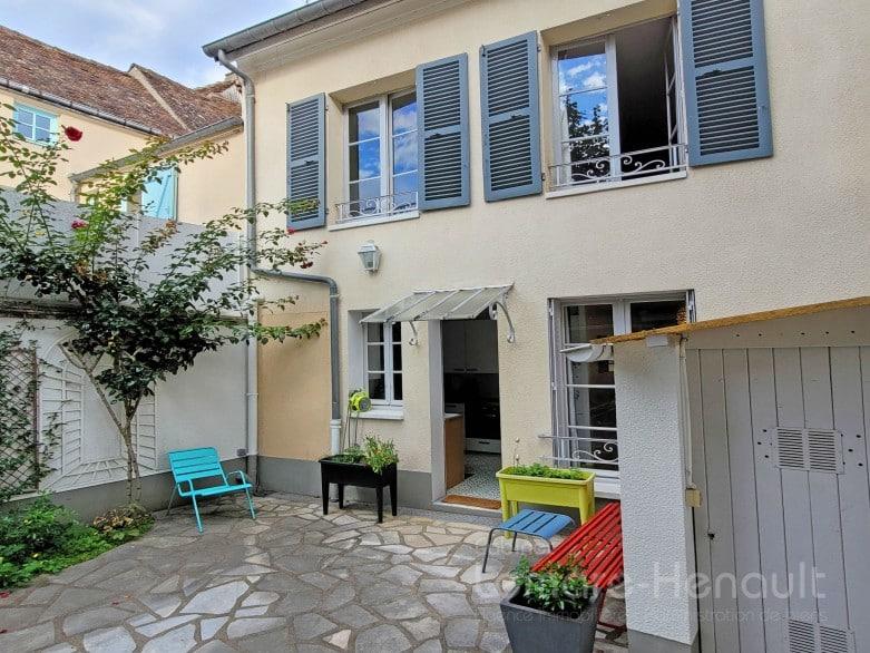 Maison de ville - 166 m² - 8 pièces