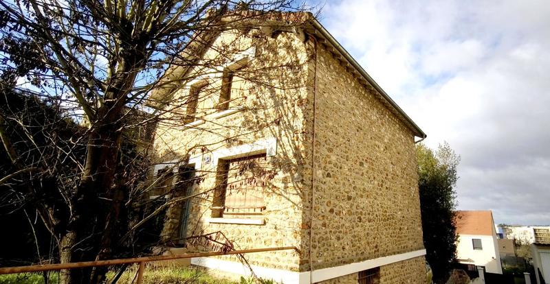 Maison - 94 m² - 5 pièces