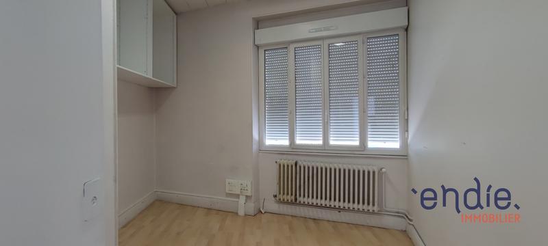 Immeuble mixte - 240 m² - 3 pièces