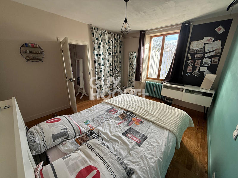 Maison - 104 m² - 4 pièces