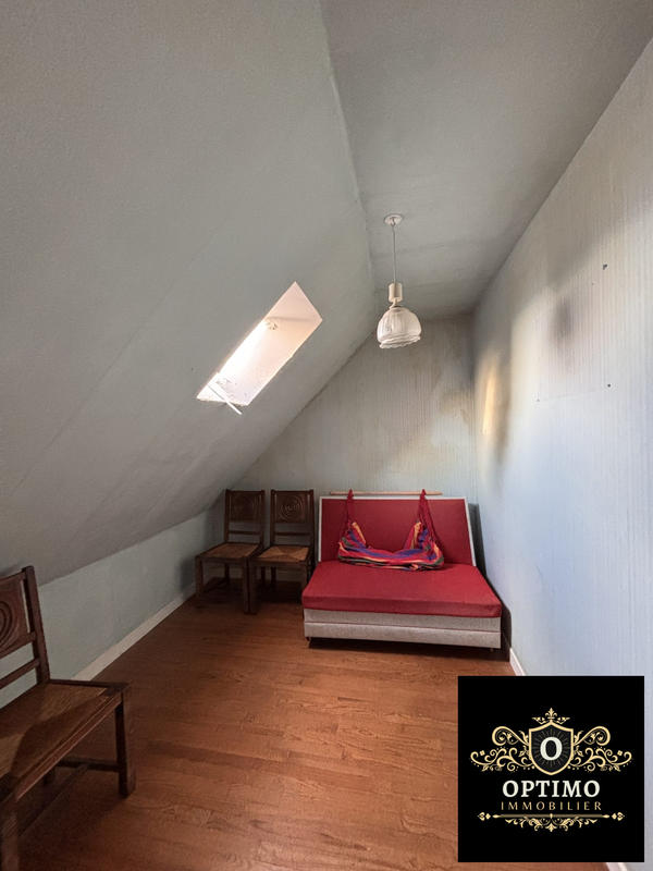 Maison traditionnelle - 103 m² - 6 pièces