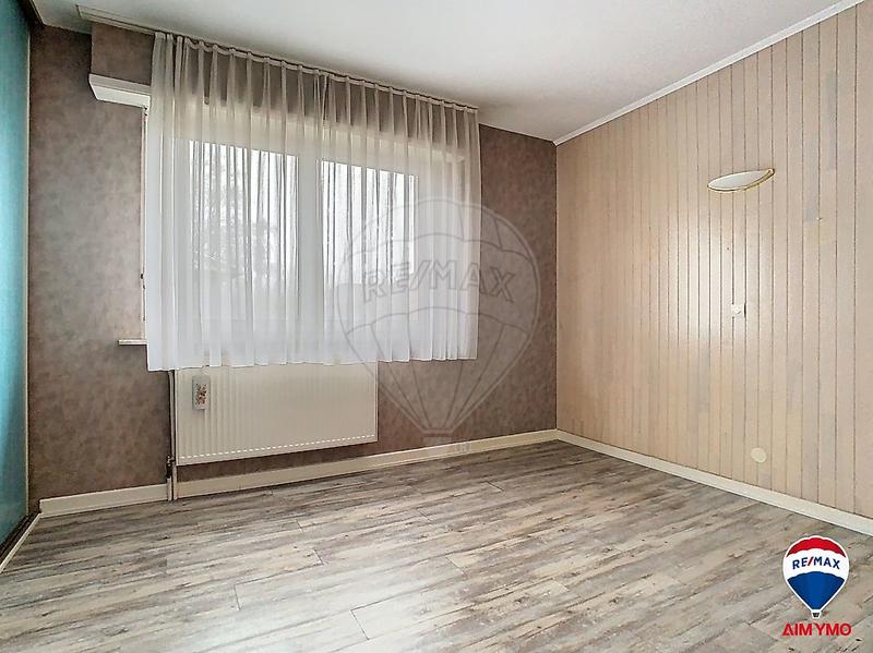 Maison - 219 m² - 8 pièces