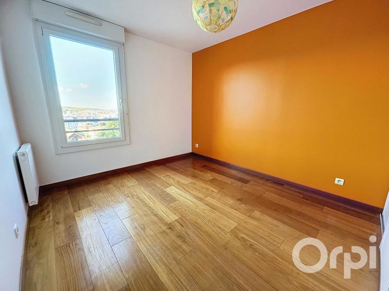 Duplex - 124 m² - 5 pièces