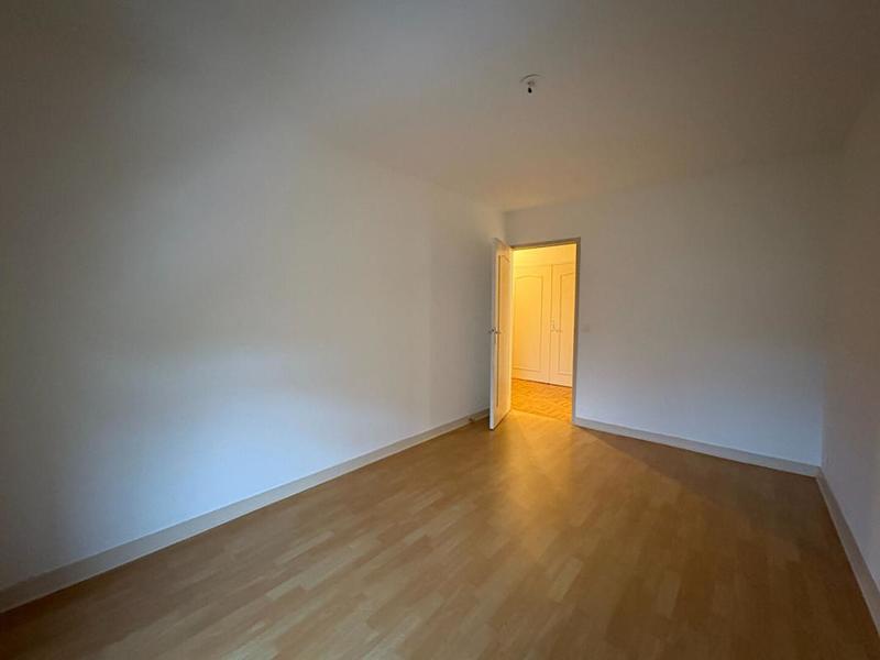 Appartement - 90 m² - 3 pièces