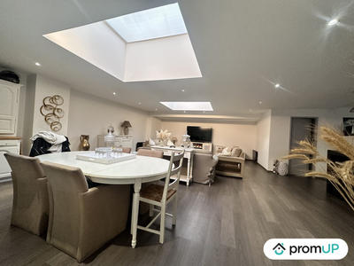 Duplex - 250 m² - 4 pièces