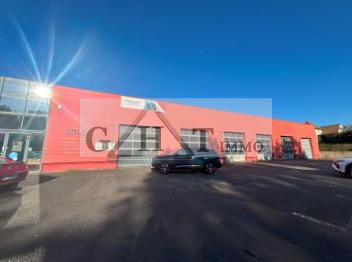 Entrepôt - 1 208 m²