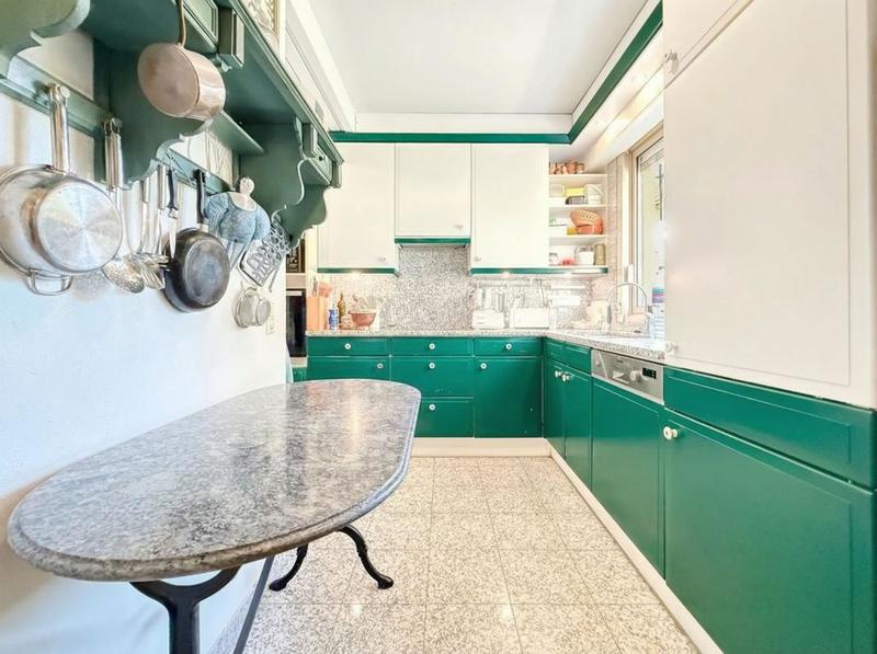 Appartement - 131 m² - 3 pièces