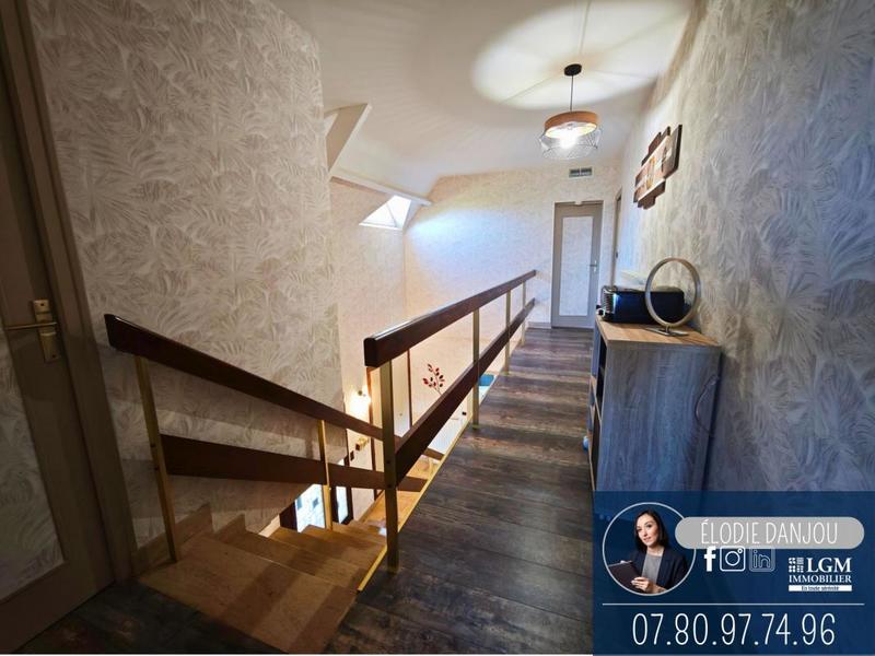 Maison - 180 m² - 6 pièces