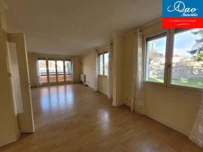 Appartement - 81 m² - 4 pièces