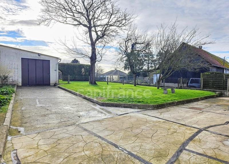 Maison - 102 m² - 5 pièces