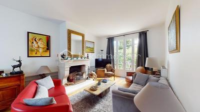 Maison bourgeoise - 204 m² - 9 pièces