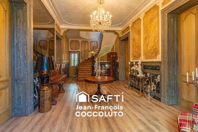 Maison de maîtres - 640 m² - 18 pièces