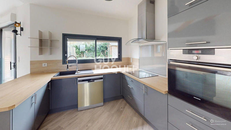 Maison - 103 m² - 5 pièces