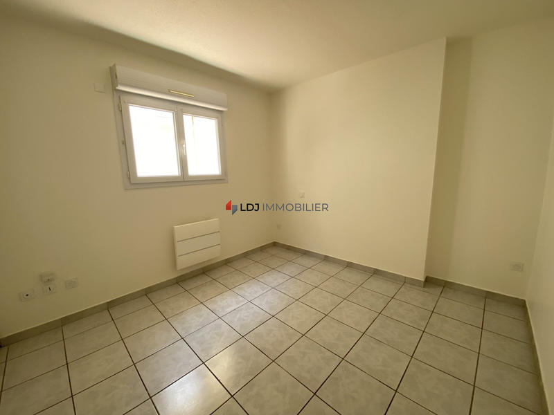 Appartement - 82 m² - 3 pièces