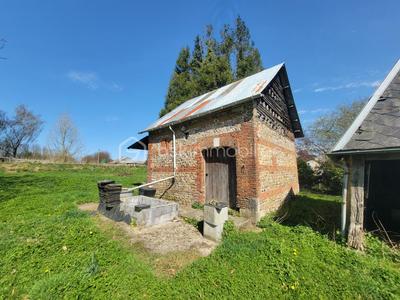 Propriété - 227 m² - 12 pièces