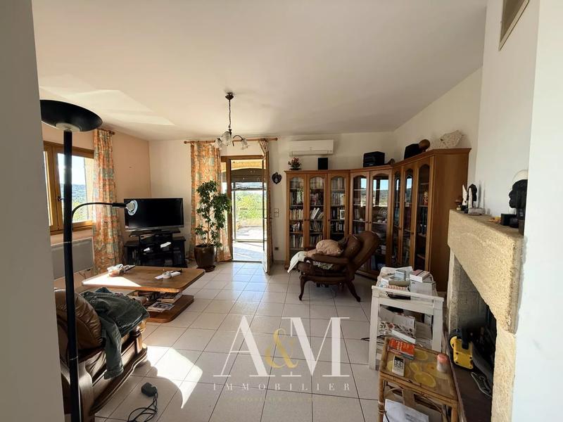 Villa - 202 m² - 7 pièces