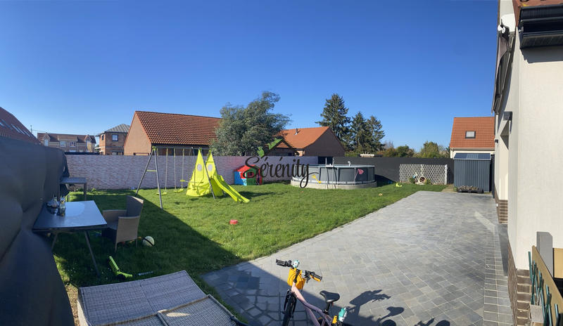 Maison - 95 m² - 4 pièces