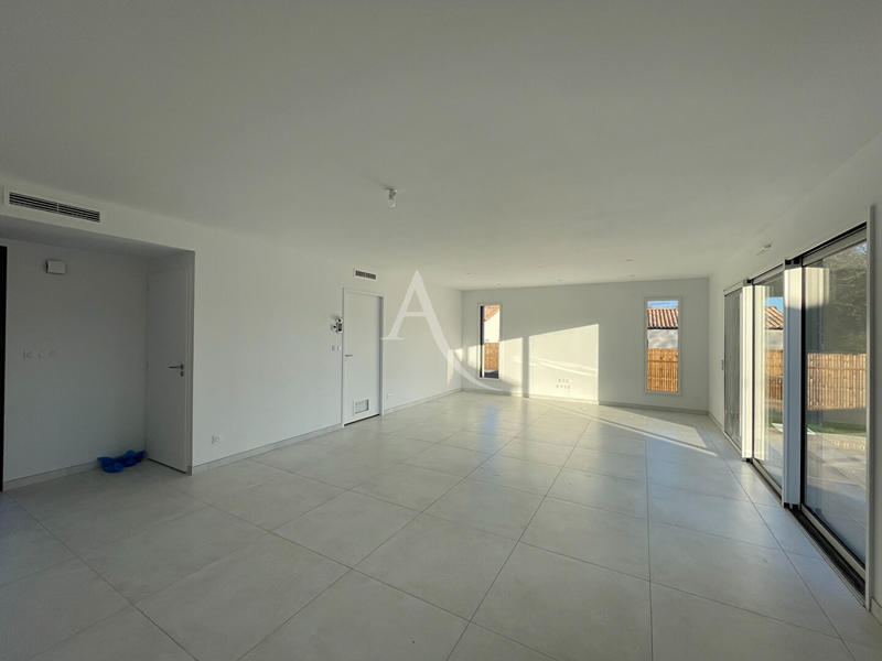 Maison - 111 m² - 4 pièces