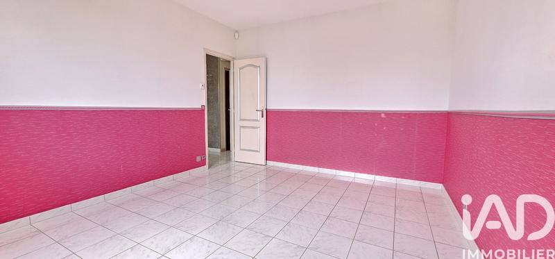 Maison - 303 m² - 15 pièces