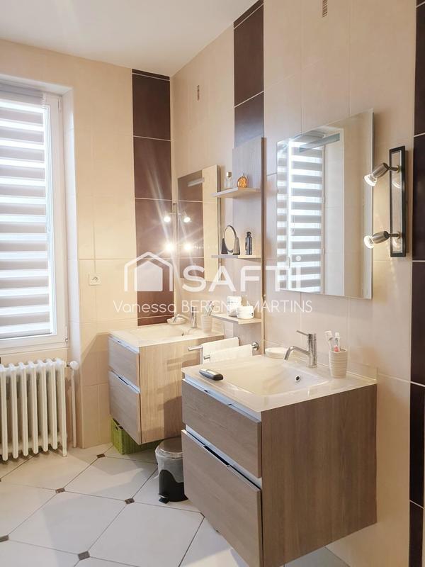 Maison - 150 m² - 5 pièces