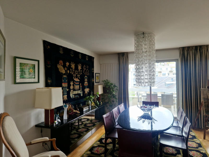 Appartement - 135 m² - 6 pièces