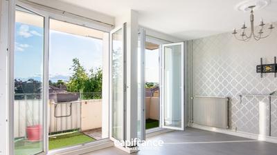 Appartement - 83 m² - 4 pièces