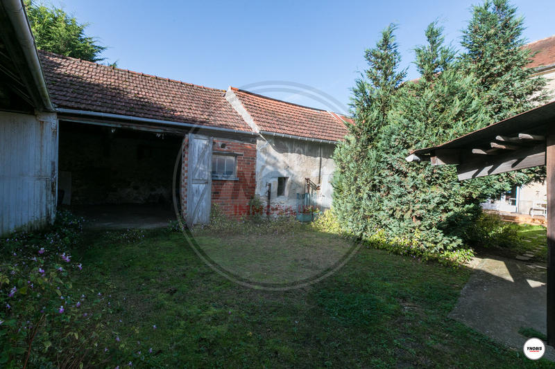 Maison - 300 m² - 10 pièces