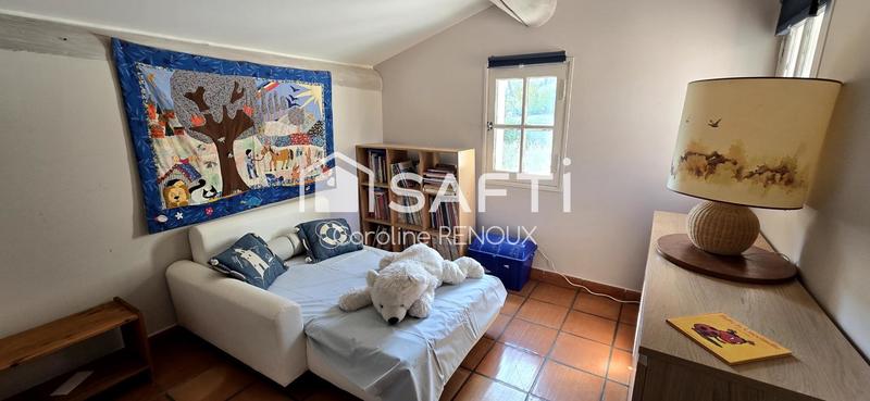 Maison - 215 m² - 10 pièces