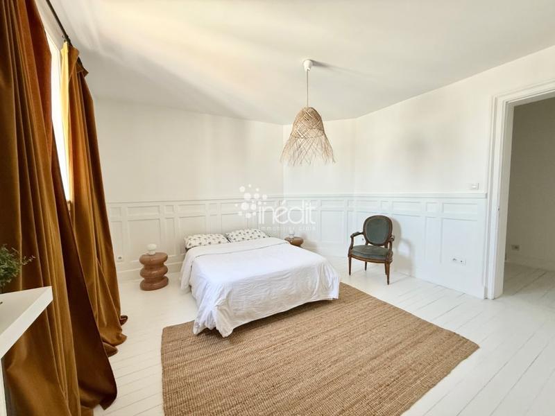 Maison bourgeoise - 226 m² - 7 pièces