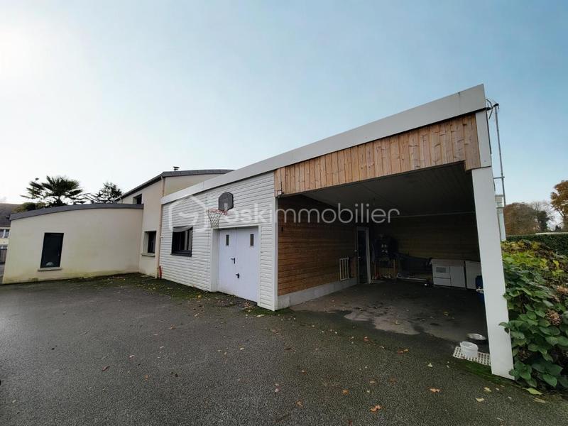 Maison - 176 m² - 7 pièces