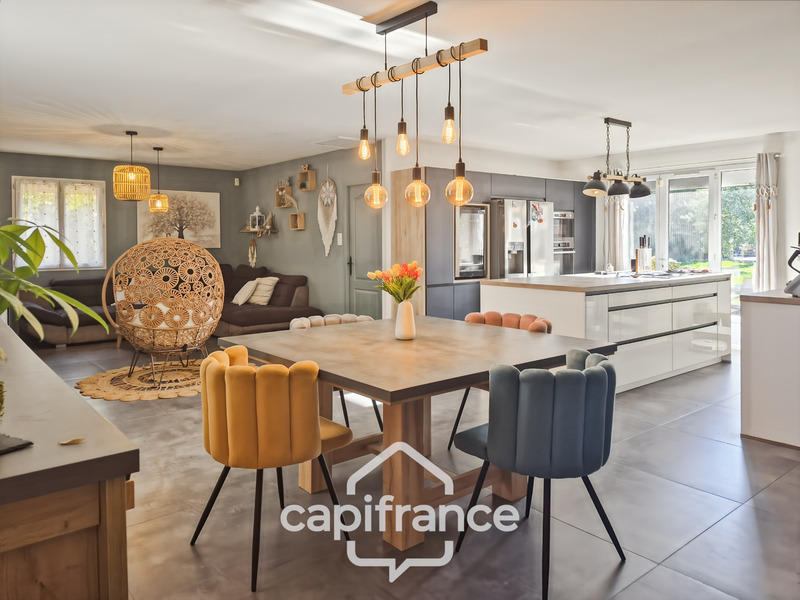 Villa - 160 m² - 8 pièces