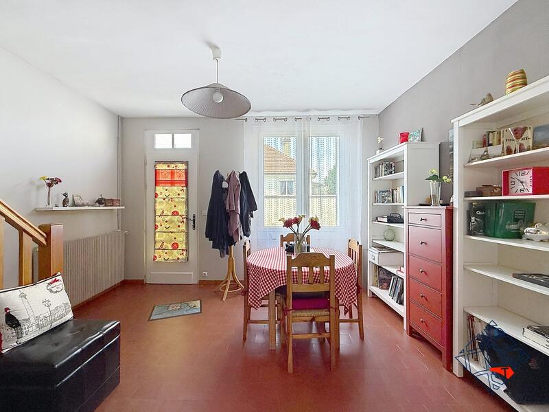 Maison - 82 m² - 4 pièces