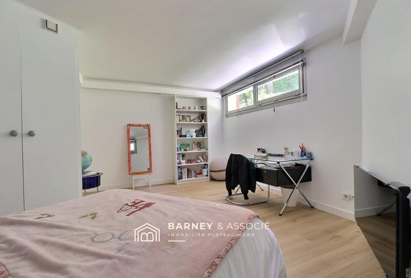 Maison contemporaine - 260 m² - 7 pièces