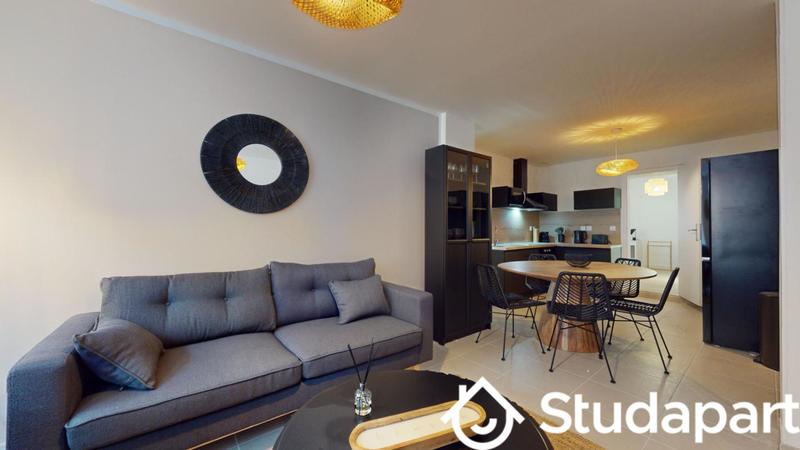 Chambre - 10 m² - 1 pièce