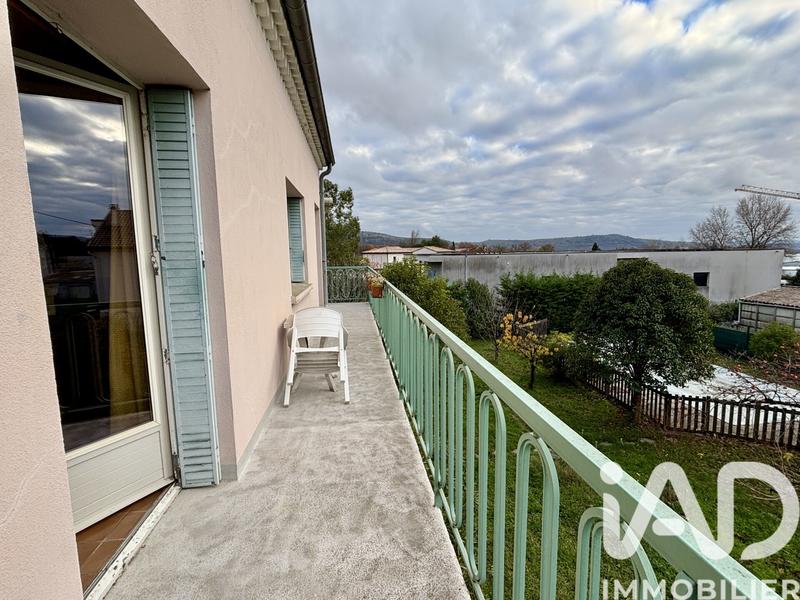 Maison - 190 m² - 6 pièces