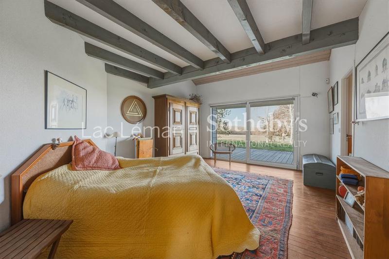 Maison - 350 m² - 9 pièces